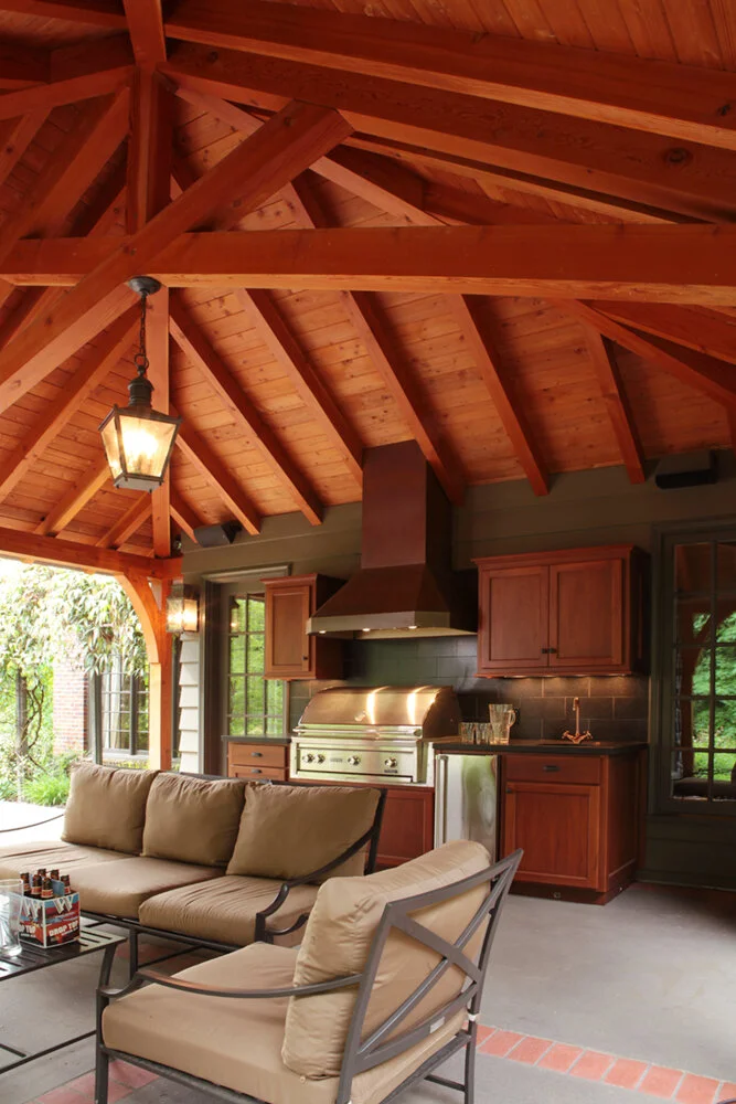 Indoor Luxury/Outdoor Entertainment - Olson & Jones